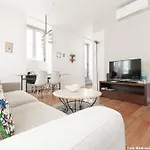 Apartament Akicity Graca Grace